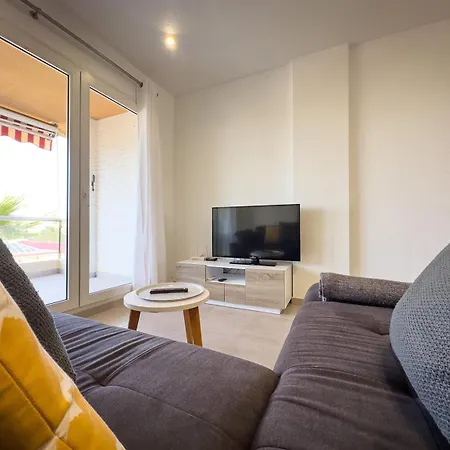 Beachfront Primera Linea 2-03 Apartment