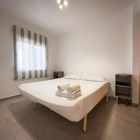 Apartment Beachfront Primera Linea 2-03 *