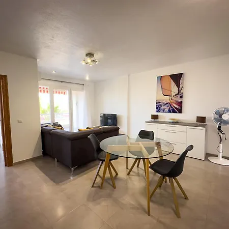 Beachfront Primera Linea 2-03 *
