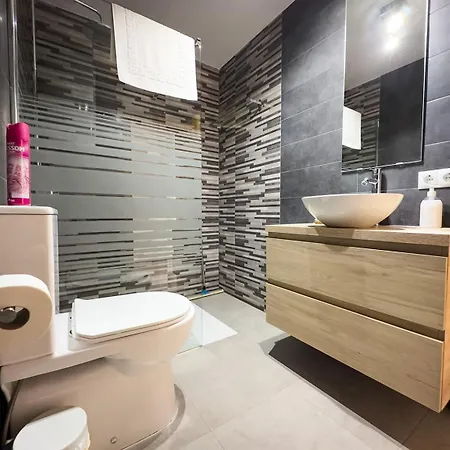 Apartment Beachfront Primera Linea 2-03 *